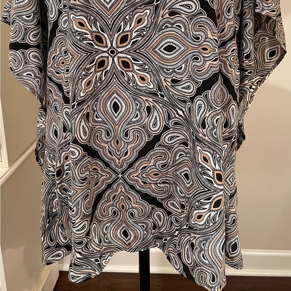NWT Dana Bachman Blouse, Size M, 100% Polyester - Picture 6 of 6